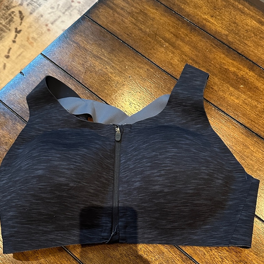 lululemon athletica Enlite Bras - Picture 2 of 7